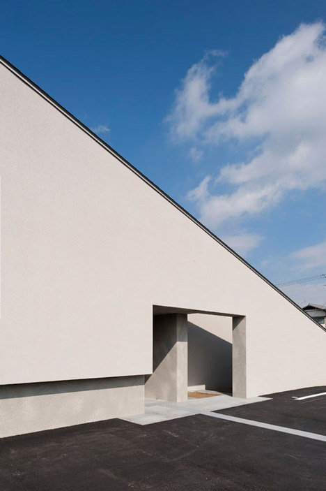 Cafe Cross by FORM/Kouichi Kimura Architects Cafe Cross by FORM/Kouichi Kimura Architects