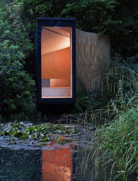 Forest Pond House by TDO