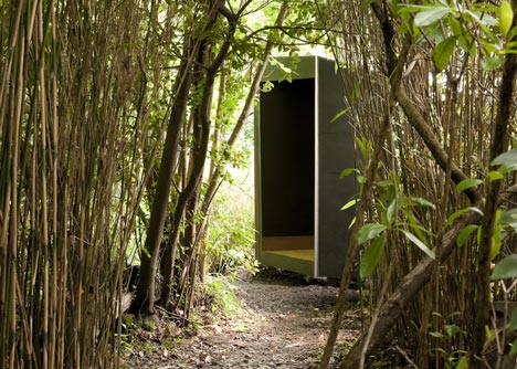 Forest Pond House by TDO