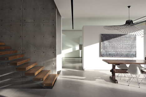 Kfar Shmaryahu House by Pitsou Kedem