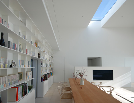 Library House by Shinichi Ogawa and Associates Library House by Shinichi Ogawa and Associates