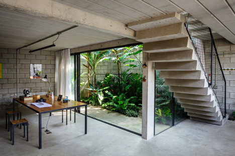 Maracanã House by Terra e Tuma Maracanã House by Terra e Tuma