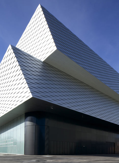 Messe Basel by Herzog & de Meuron