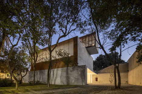 Studio R by Studio MK27 Studio R by Studio MK27