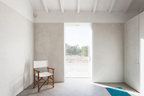 Sítio da Lezíria by Atelier Data