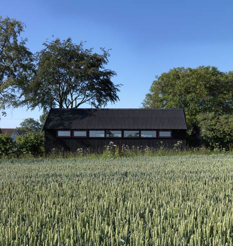 The Long Studio by Threefold Architects