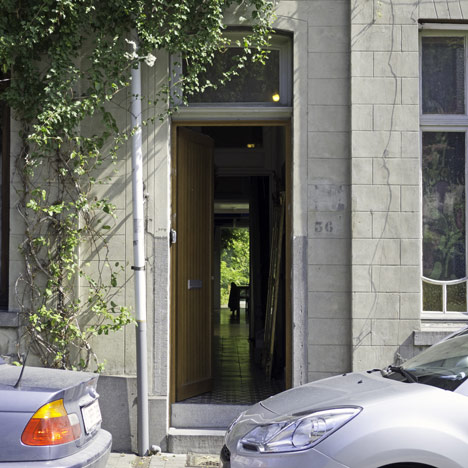 Transforming a laundry building by Alain Hinant Transforming a laundry building by Alain Hinant