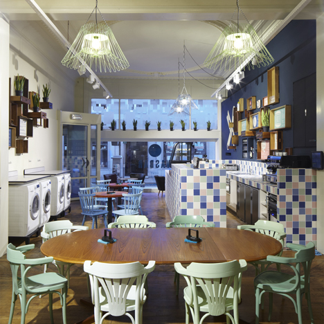 Wasbar Ghent by Pinkeye