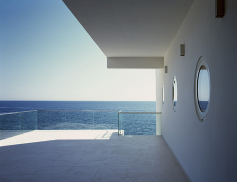 Foros Yacht House by Robin Monotti Architects Foros Yacht House by Robin Monotti Architects