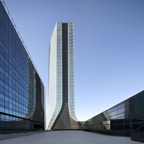 CMA CGM Headquarters by Zaha Hadid CMA CGM Headquarters by Zaha Hadid