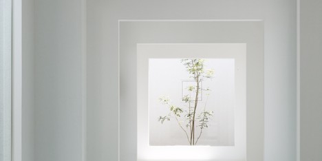 Chiyodanomori Dental Clinic by Hironaka Ogawa