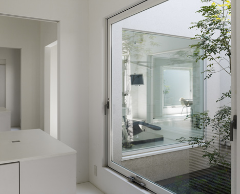 Chiyodanomori Dental Clinic by Hironaka Ogawa Chiyodanomori Dental Clinic by Hironaka Ogawa