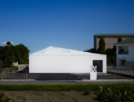 Chiyodanomori Dental Clinic by Hironaka Ogawa Chiyodanomori Dental Clinic by Hironaka Ogawa