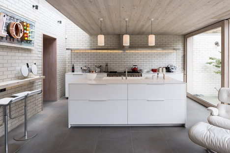East London House by David Mikhail Architects