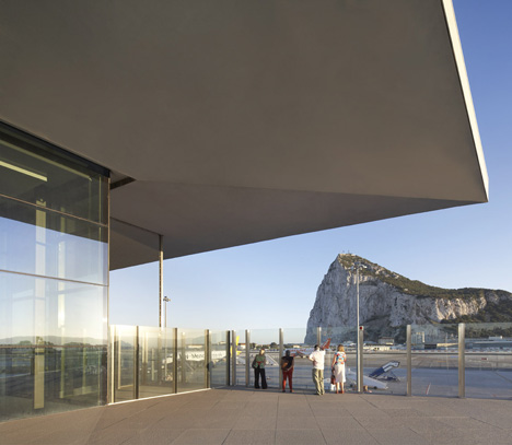 Gibraltor Airport by Bblur Architecture and 3DReid Gibraltor Airport by Bblur Architecture and 3DReid