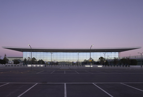 Gibraltor Airport by Bblur Architecture and 3DReid Gibraltor Airport by Bblur Architecture and 3DReid