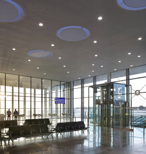 Gibraltor Airport by Bblur Architecture and 3DReid Gibraltor Airport by Bblur Architecture and 3DReid