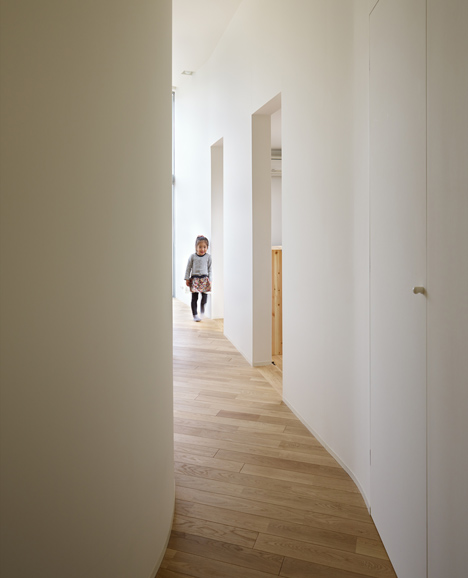 House in Sayo by FujiwaraMuro Architects