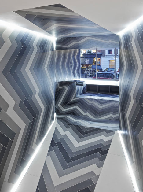 Pulsate by Lily Jencks and Nathanael Dorent