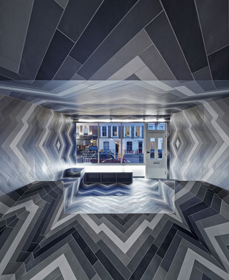 Pulsate by Lily Jencks and Nathanael Dorent