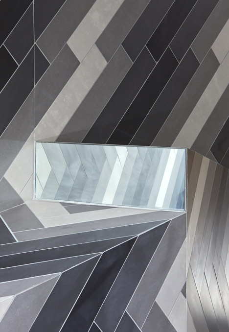 Pulsate by Lily Jencks and Nathanael Dorent