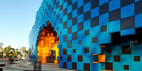 Wanangkura Stadium by ARM Architecture