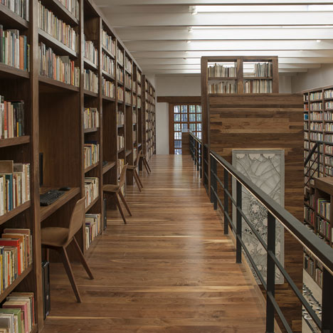 Carlos Monsiváis Personal Library by JSa