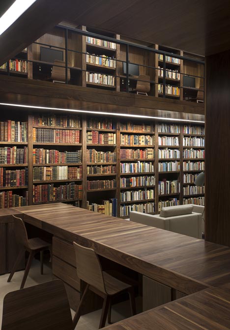 Carlos Monsiváis Personal Library by JSa Carlos Monsiváis Personal Library by JSa