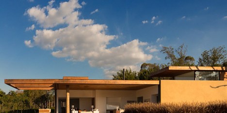 Casa Itu by Studio Arthur Casas