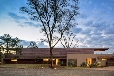 Casa Itu by Studio Arthur Casas Casa Itu by Studio Arthur Casas