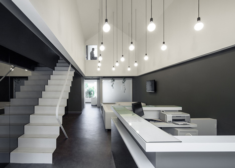 Dental Clinic in Porto by Paulo Merlini Dental Clinic in Porto by Paulo Merlini