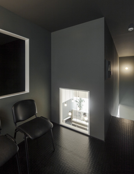 Dental Clinic in Porto by Paulo Merlini Dental Clinic in Porto by Paulo Merlini