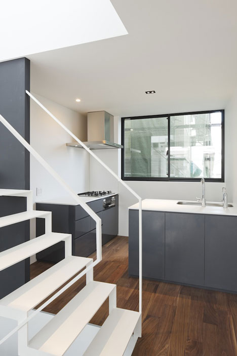 Flag by Apollo Architects & Associates Flag by Apollo Architects & Associates