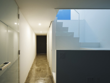 Flag by Apollo Architects & Associates Flag by Apollo Architects & Associates