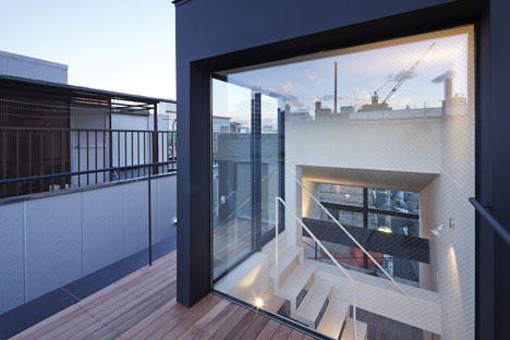 Flag by Apollo Architects & Associates Flag by Apollo Architects & Associates