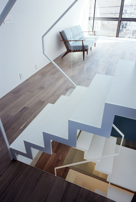 Flag by Apollo Architects & Associates Flag by Apollo Architects & Associates