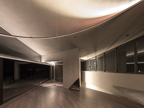 House in Sikamino by Tense Architecture Network House in Sikamino by Tense Architecture Network