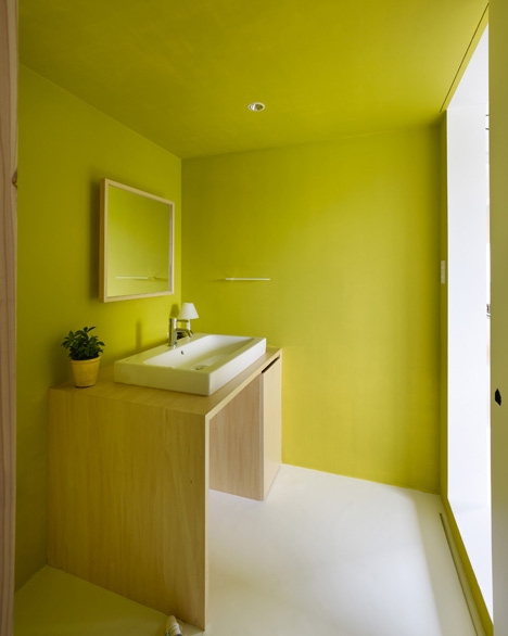 House in Yoro by Airside Design Office House in Yoro by Airside Design Office
