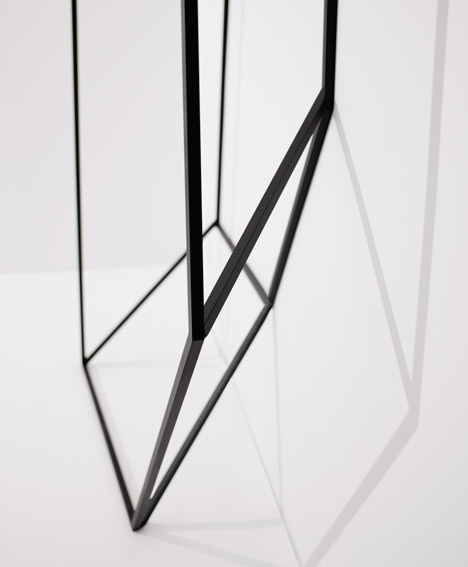 Les Ailes Noires by +tongtong Les Ailes Noires by +tongtong