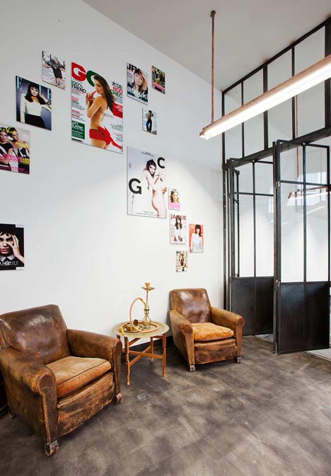 Mogeen Salon by Dirk van Berkel