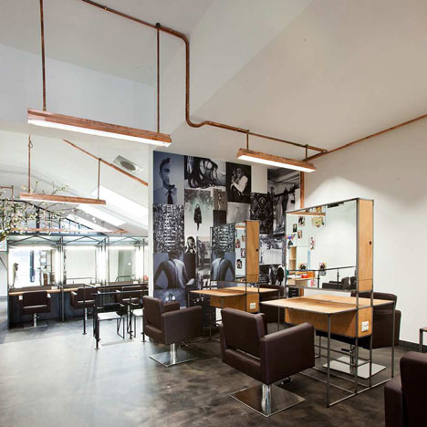 Mogeen Salon by Dirk van Berkel