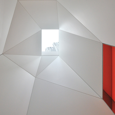 Skyhouse by David Hotson and Ghislaine Viñas Skyhouse by David Hotson and Ghislaine Viñas