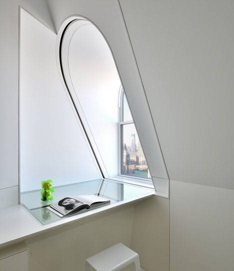 Skyhouse by David Hotson and Ghislaine Viñas Skyhouse by David Hotson and Ghislaine Viñas