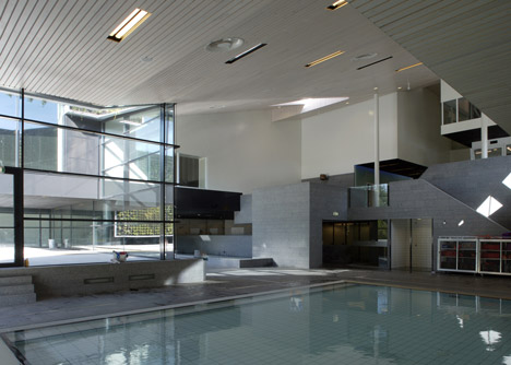 Sportplaza Mercator by VenhoevenCS Sportplaza Mercator by VenhoevenCS