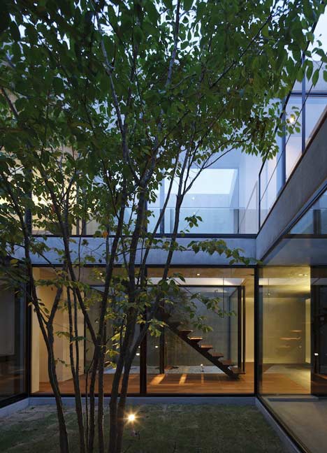 Still by Apollo Architects and Associates Still by Apollo Architects and Associates