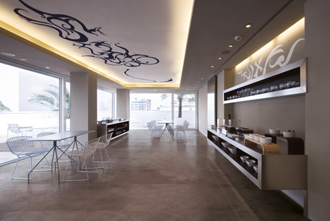 Strata launch a range of Slimtech tiles Strata launch a range of Slimtech tiles