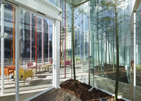 Sugamo Shinkin Bank Ekoda by Emmanuelle Moureaux Sugamo Shinkin Bank Ekoda by Emmanuelle Moureaux