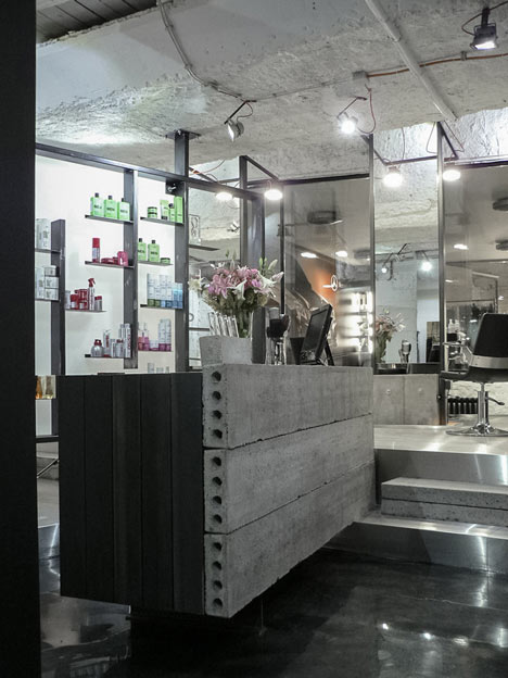 Táňa Kmenta Hair Studio by Studio Muon