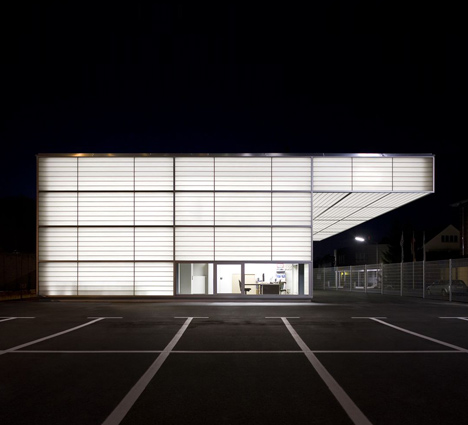 Workshop Siegen by Ian Shaw Architekten Workshop Siegen by Ian Shaw Architekten