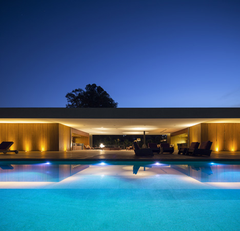 Casa Lee by Studio MK27 Casa Lee by Studio MK27